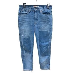 Levi’s signature “heritage boyfriend” medium wash cuffed jeans size 4/27 # 637